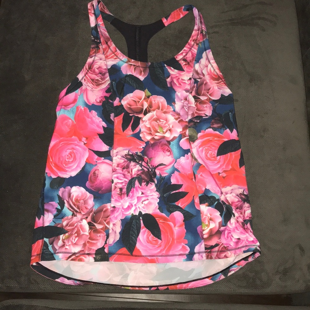 Lululemon secret garden halter tank!
